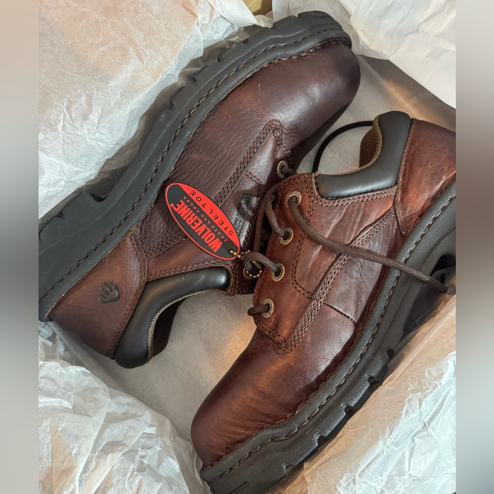 WOLVERINE EXERT EW MEN'S STEEL TOE LEATHER WORK SHOES SIZE 9.5 NEW W04373